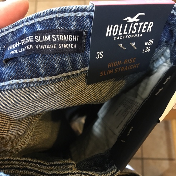 NWT Hi-Waisted Mom Jeans - Picture 7 of 10